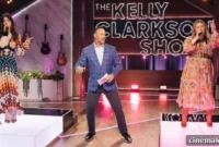 Anne Hathaway’s ‘Since U Been Gone’ Performance Leaves Kelly Clarkson Awestruck