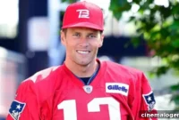 Tom Brady Shares First Movie Set Photo Getting Cozy With Jane Fonda, Lily Tomlin And More – Gisele Approves