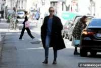 Vanessa Paradis, Johnny Depp Davasına Rağmen Paris Sokaklarında Yüzünden Gülümseme Eksik Olmadı