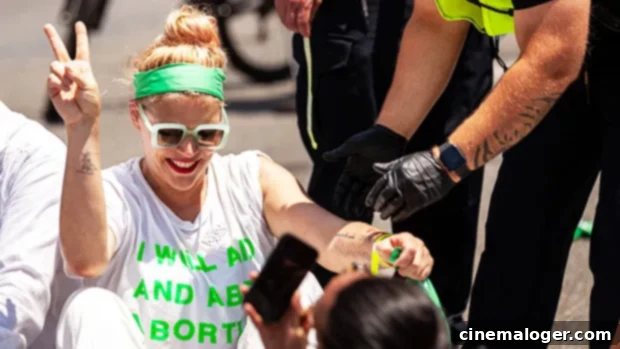 Busy Philipps Arrested Championing Reproductive Rights 1 featured 4780710