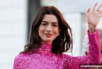 Anne Hathaway Sizzles In Pink Sequins At Valentino’s Rome Show