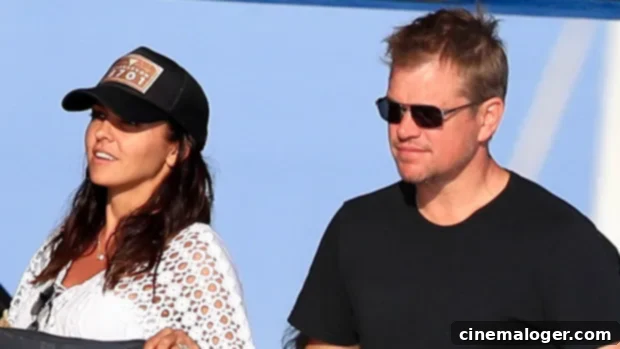 Damon and Hemsworth Families Enjoy Australian Beach Outing 1 featured 4811863