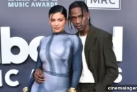 Kylie Jenner and Travis Scott’s Romantic Hand-Holding on Malibu Beach