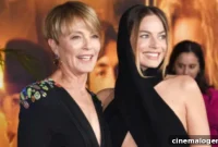 Double Take Margot Robbie and Look-Alike Mom Sparkle at Babylon Premiere