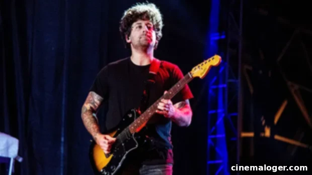 Joe Trohman Leaves Fall Out Boy Temporarily for Mental Health All You Need To Know 1 featured 5009677