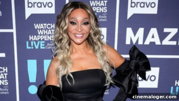 RHOP Star Karen Huger 59 Shines In Belize Bikini 1 featured 5050117
