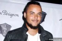 Connor Cruise, 28, Son of Tom and Nicole, Shares Rare Selfie