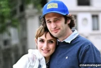 Sean Penn’s Son Hopper and Rosanna Arquette’s Daughter Zoe Sidel Caught Kissing