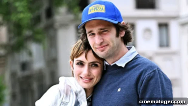 Sean Penn's Son Hopper and Rosanna Arquette's Daughter Zoe Sidel Caught Kissing 1 featured 5095874