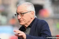 Robert De Niro Greets Fans in First Photos Since Seventh Child Reveal