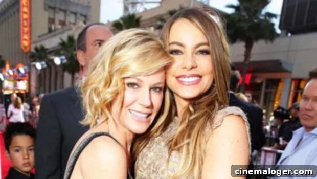 Modern Family's Julie Bowen Backs Sofia Vergara After Split: 'Single and Fire' 1 featured 5136391