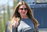 Sofia Vergara’s Ringless Debut Post-Divorce