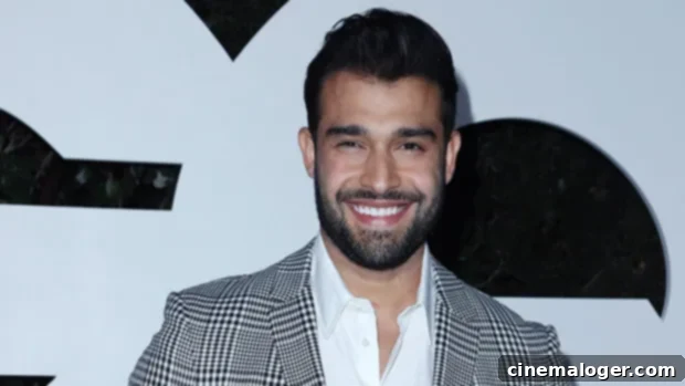 Sam Asghari Pokes Fun At Paparazzi During Britney Split 1 featured 5152716
