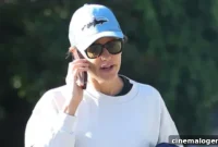 Samuel, 11, Nearly Matches Mom Jennifer Garner’s Height on LA Coffee Run