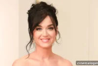 Katy Perry’nin Alkolsüz Köpüklü İçeceğiyle Bayram Coşkusu