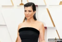 IHOP Birthday Bash: Kourtney Kardashian Rings in 45 with Friends