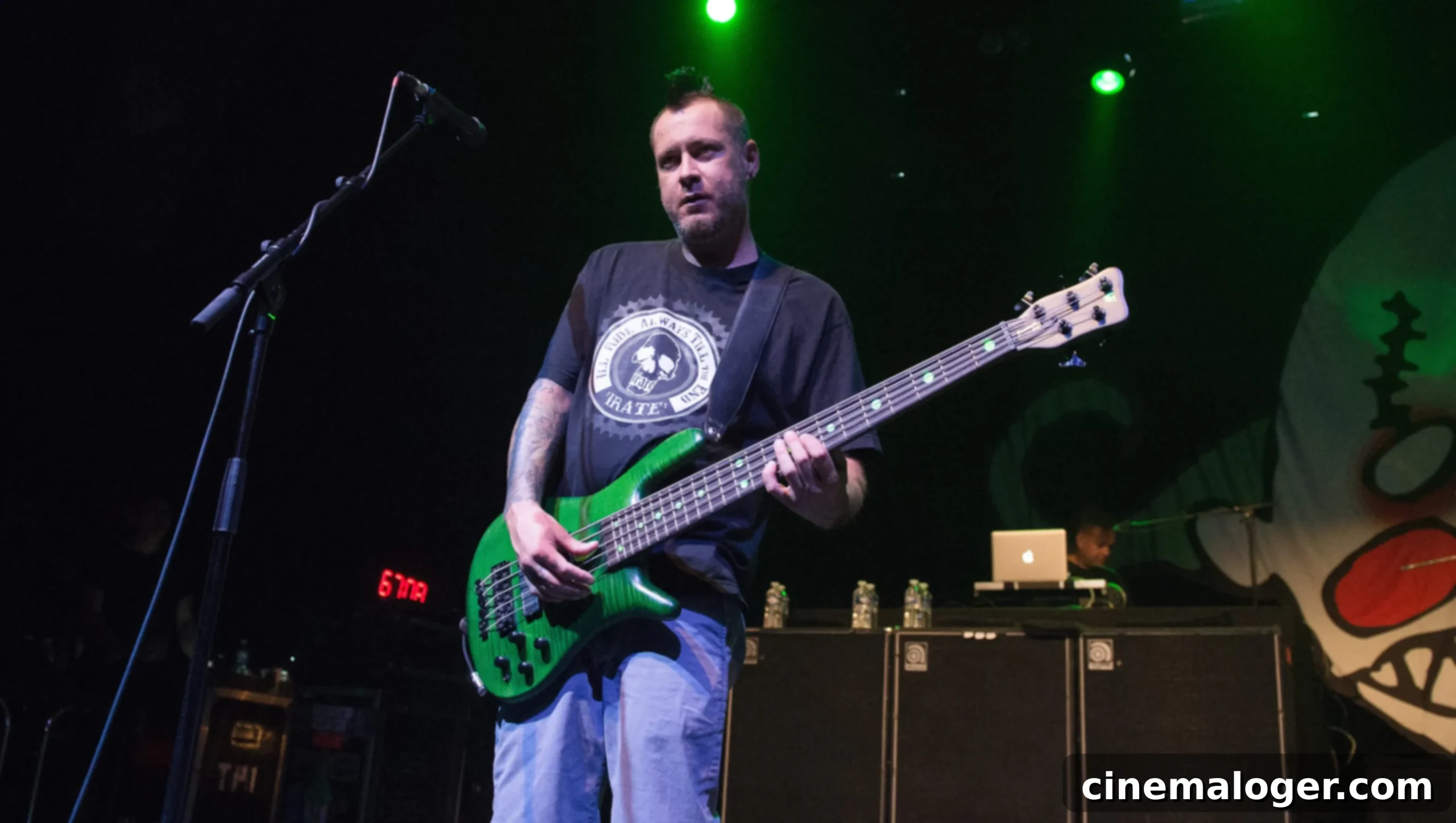 Sam Rivers' Health: Did Limp Bizkit's Bassist Suffer From Illness Before His Death? 1 featured 5479143 scaled