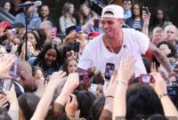 Chris Brown Empowers Youth