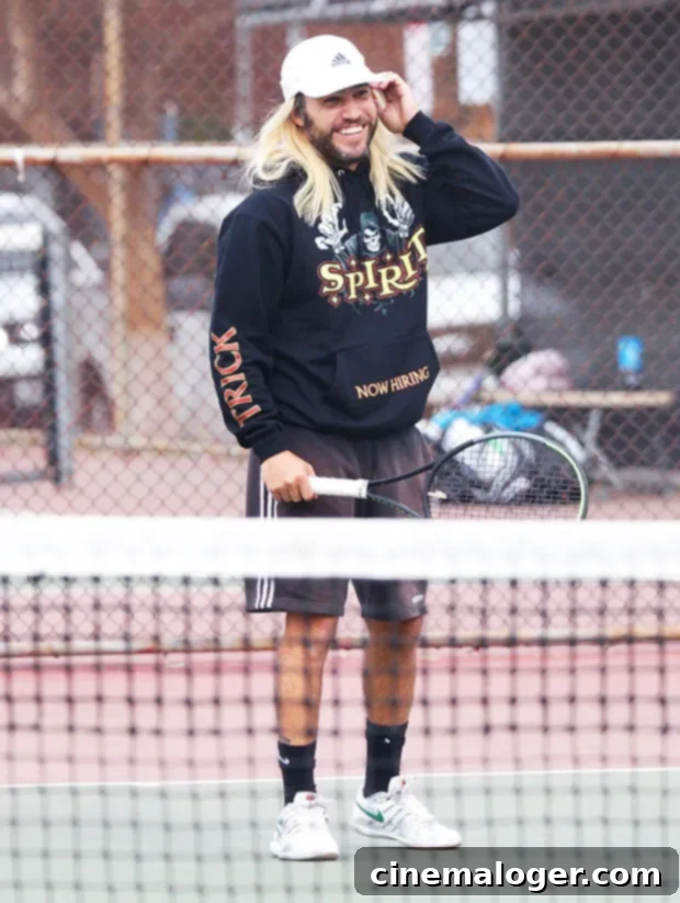 13 Celebs' Most Jaw-Dropping Ice Blonde Hair Moments 2 Pete Wentz playing tennis with blonde hair