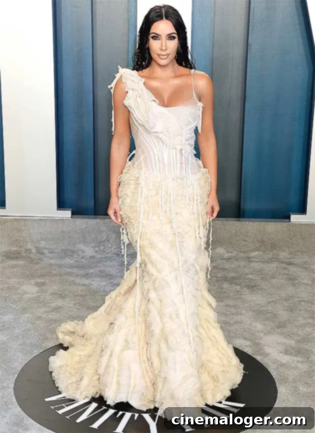 37 Sexiest Oscars After-Party Outfits: Kylie, Kendall, & The Stars Who Sizzled 6 kim kardashian vf after-party oscars