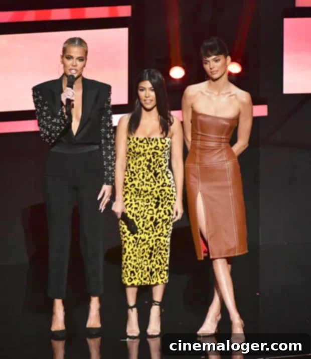 Kendall Jenner's Chic New Bangs Make a Statement at NBC Upfronts 2 Kendall Jenner Bangs