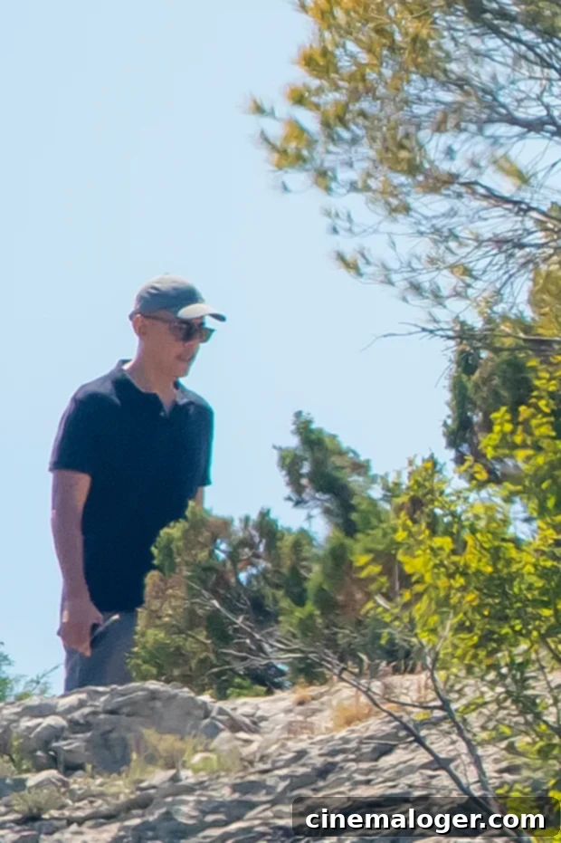 French Vacation: Barack and Malia's Hiking Adventure 3 Obama