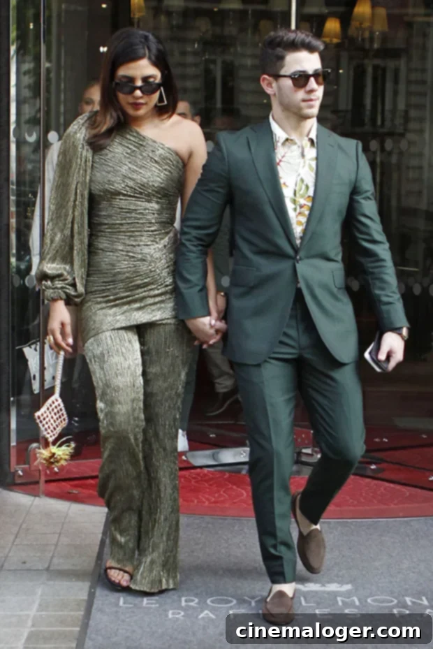 Priyanka Chopra's Parisian Platinum Power Bob 2 Priyanka Chopra Blonde Wig