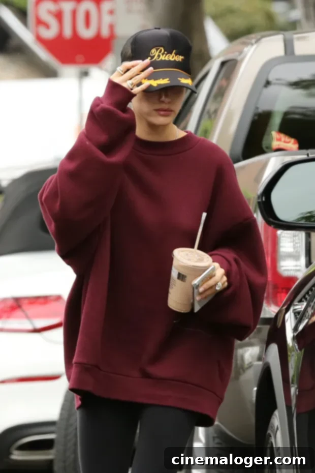 Hailey Baldwin Wears Her Heart on Her Head for Justin Bieber 2 Hailey Baldwin in LA