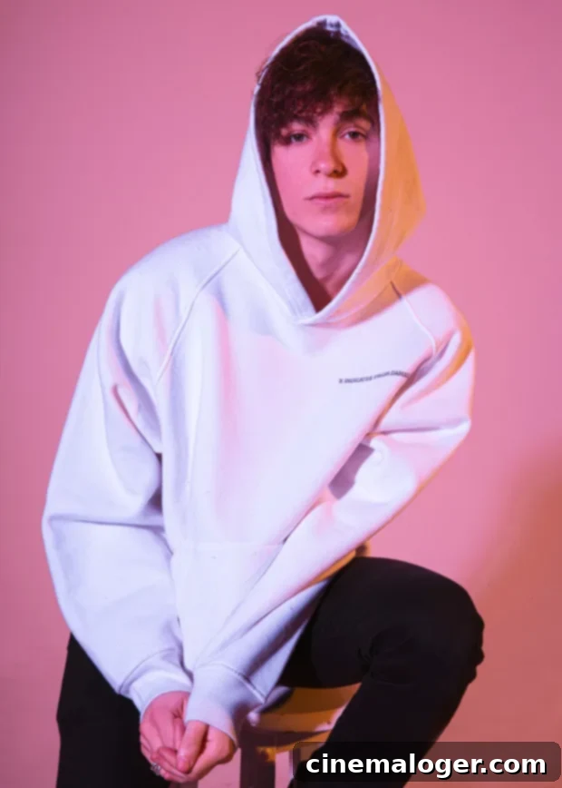 Julian Lamadrid's "Cigarette" Ignites the Dancefloor 2 img 3915045 1