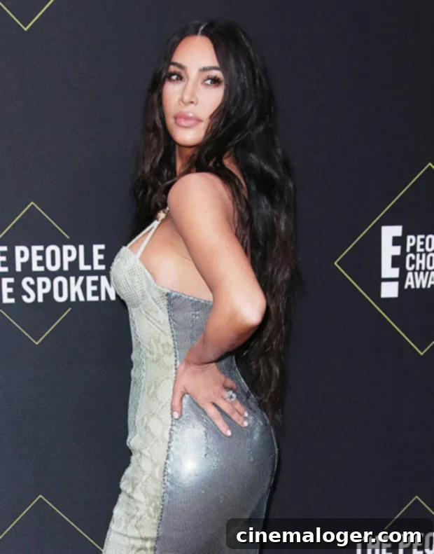 Kim Kardashian's Radical Blonde Look: Is That Really Her? 2 Kim Kardashian