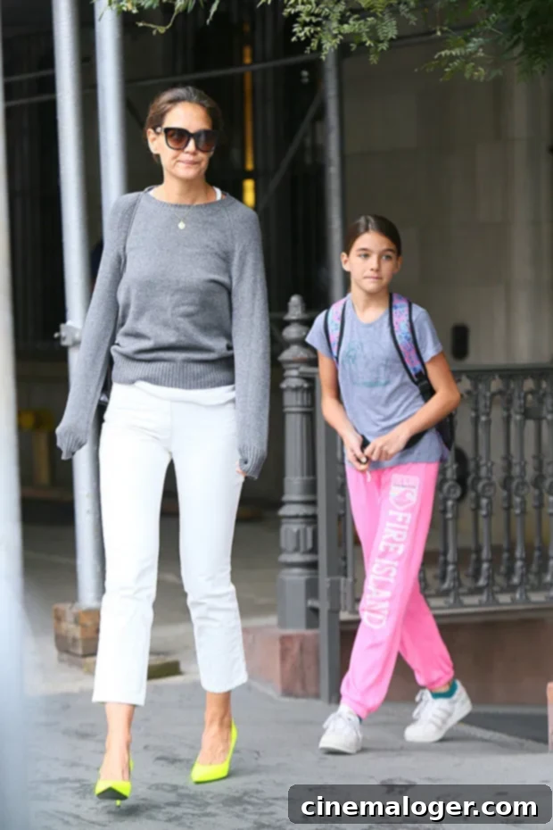 Katie Holmes Explains Her Privacy Battle for Suri in New York 2 Katie Holmes Suri Cruise