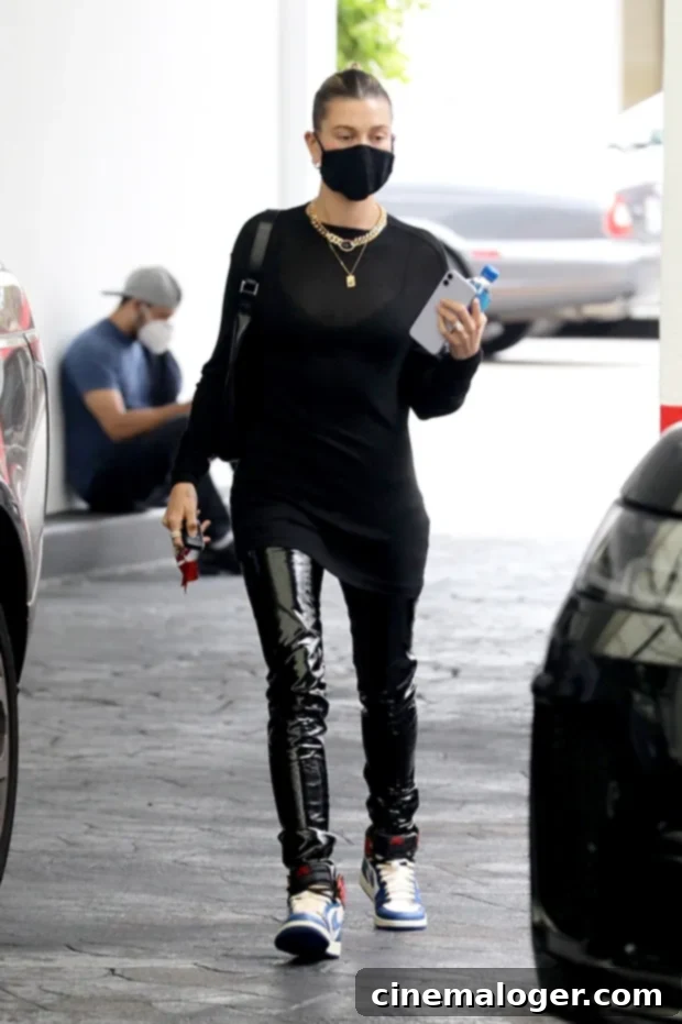 Hailey Baldwin, Olivia Wilde and More: Quarantine Fashion Hits of the Week 2 hailey baldwin