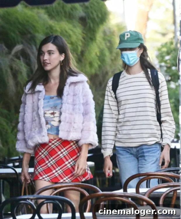 Cole Sprouse Steps Out For Dinner With Madelaine Petsch And Margaret Qualley After Lili Reinhart Split 3 Margaret Qualley, Rainey Qualley