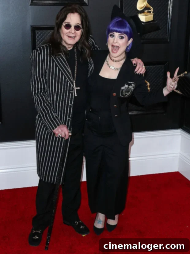 "Nine Lives" Preview: Kelly Osbourne's Emotional "Changes" Duet with Ozzy 2 Kelly Osbourne with her dad, Ozzy Osbourne, at the 2020 Grammys.
