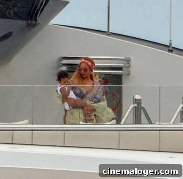 Zonnique Pullins Delivers Beyoncé-Level Glam in Bare Bump Maternity Shoot 2 Beyonce