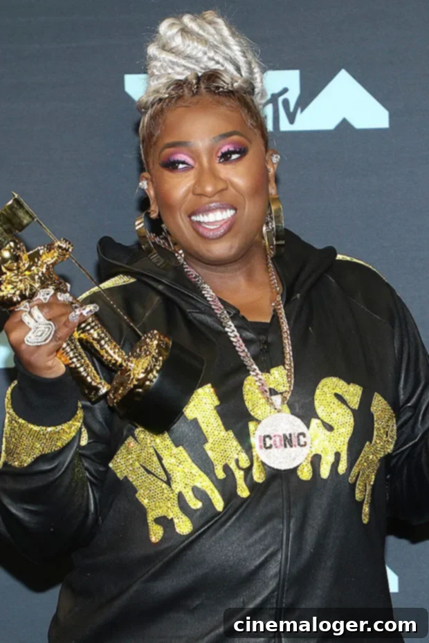 Missy Elliott Reveals Bold Bright Purple Pixie Cut 3 Missy Elliott