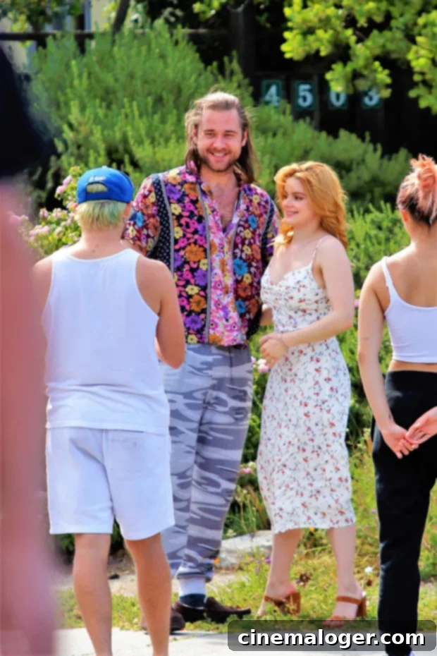 Ariel Winter's Loving 23rd Birthday Picnic From Her Boyfriend 2 img 4315339 1