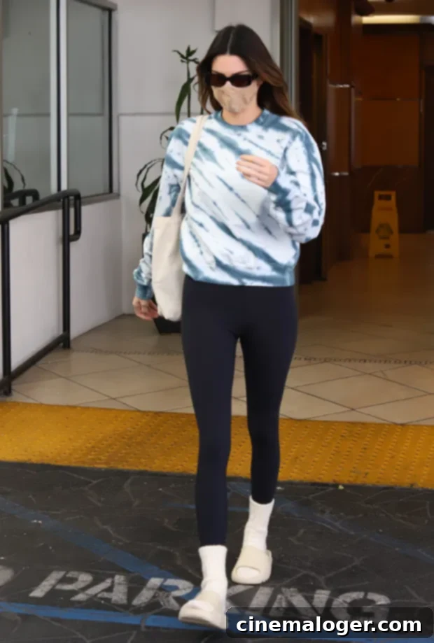 Jennifer Lopez, Hailey Baldwin and More Stars Own Quarantine Style This Week 4 Kendall Jenner