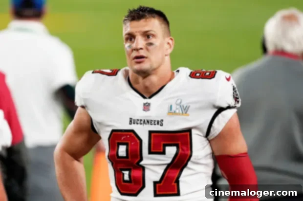 Gronk Finally Addresses Aaron Hernandez Murder Eight Years On 2 Rob Gronkowski during Super Bowl 55