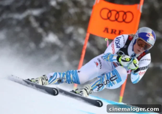 Lindsey Vonn Speaks Out On Being Bullied Over Her Strong Body 3 Lindsey Vonn in action during a downhill skiing race.