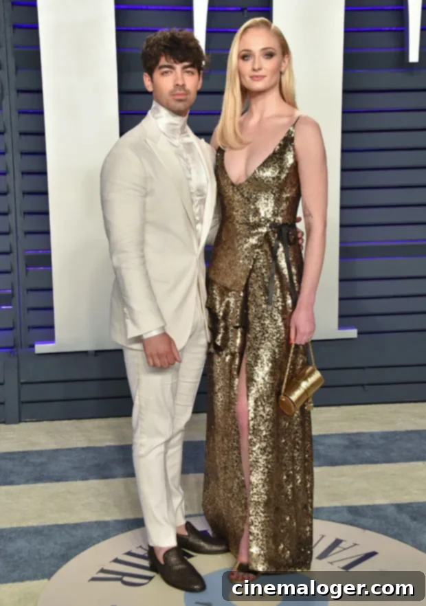 Joe Jonas Blown Away By Sophie Turner's Stunning New Selfies 3 Joe Jonas and Sophie Turner