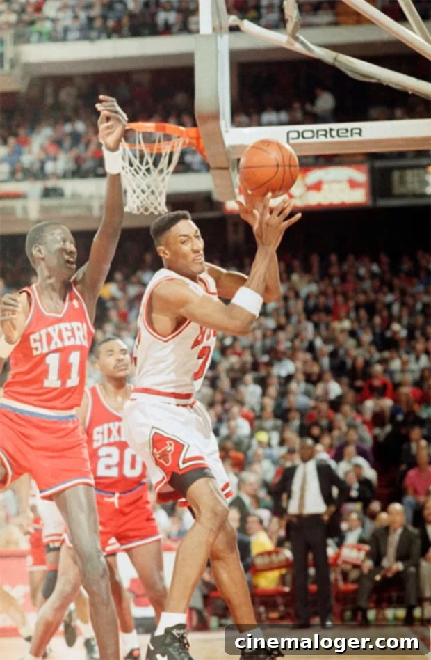 Antron Pippen Dies at 33: 5 Facts About Scottie's Eldest Son 3 Antron Pippen playing basketball