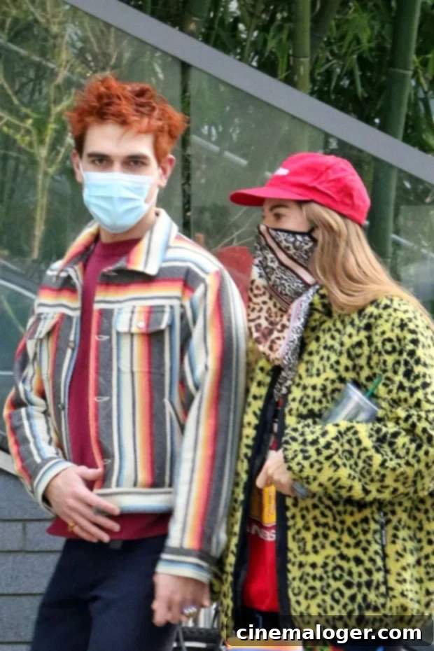 KJ Apa and Clara Berry Announce First Child, Share Baby Bump Reveal 4 KJ Apa, Clara Berry