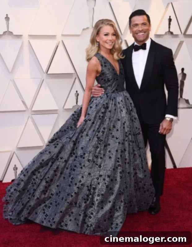 Mark Consuelos Admires Kelly Ripa's 'Beautiful' Anniversary Tattoo 3 kelly