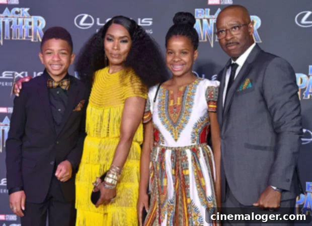 Bronwyn and Slater: The Twins of 'Black Panther' Star Angela Bassett 3 Angela Bassett, Courtney B. Vance, and their children at the Black Panther premiere.