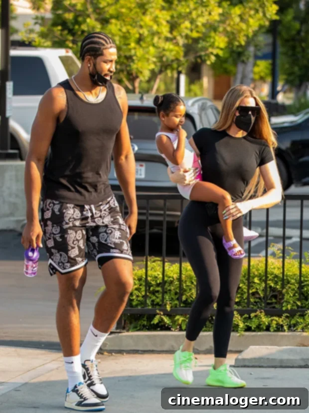 Beyond the Breakup: Khloe Kardashian's Deliberate Choice to Remain Friendly with Tristan 3 Khloe Kardashian and Tristan Thompson out with True