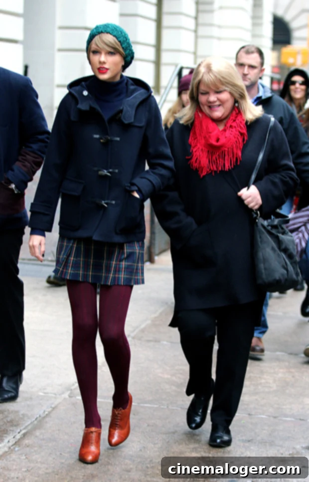 Taylor Swift's Pillars of Strength: Meet Her Supportive Parents 4 img 4577531 3