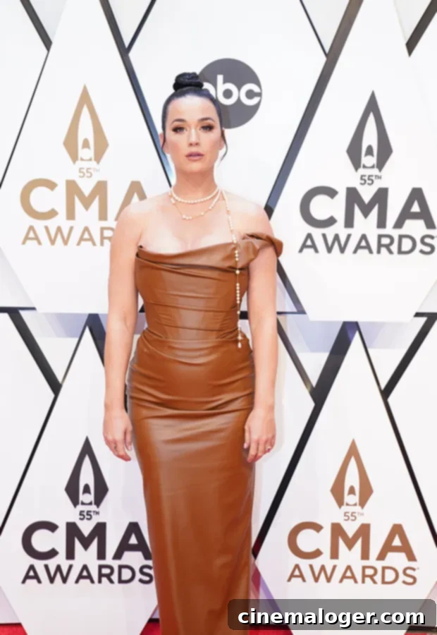 Orlando Bloom Praises Katy Perry's Dark Hair Transformation: It Was Time 2 Katy Perry