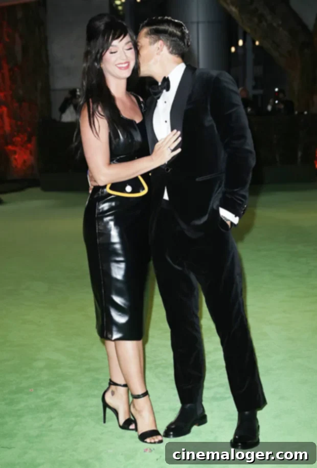 Orlando Bloom Praises Katy Perry's Dark Hair Transformation: It Was Time 3 Katy Perry & Orlando Bloom