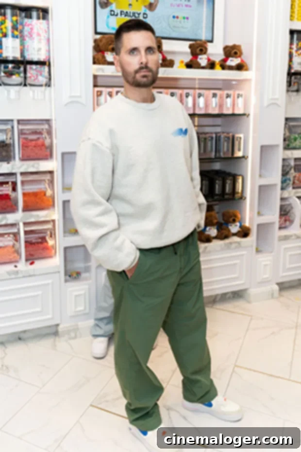Scott Disick Keeps It Civil During Awkward Kourtney & Travis Wedding Run-In 2 scott disick